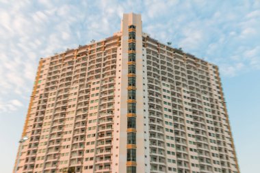 Modern ve şık apartman binası