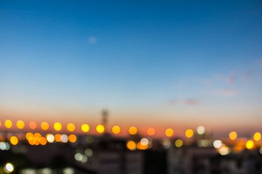 Bokeh of city and bridge Gün batımından önce