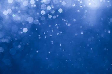 açık arkaplanlı mavi bokeh suyu