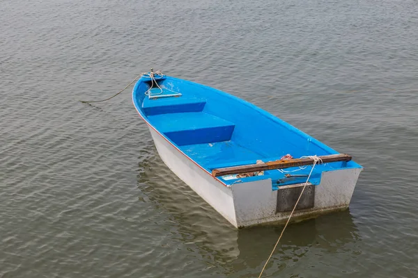 Petit Bateau Pêche Sur Rivière — Photo