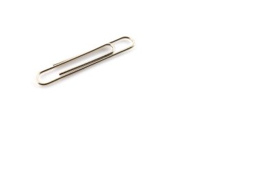 Kağıt atacı beyaz arkaplanda izole edildi