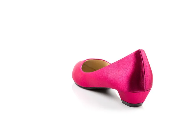 Sapatos Femininos Tecido Vermelho Isolado Fundo Branco — Fotografia de Stock