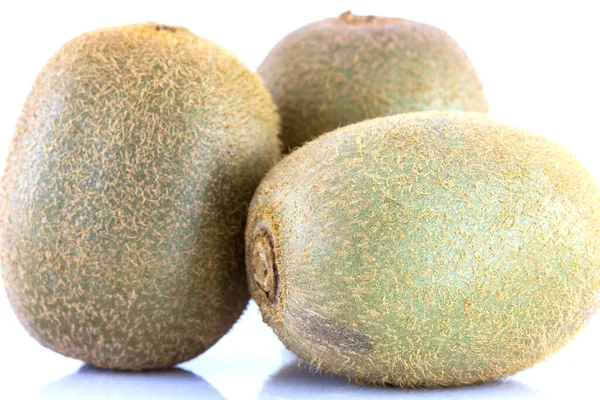 Buah Kiwi Diisolasi Latar Belakang Putih — Stok Foto