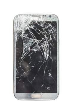 Zemine akıllı telefon düşüşü ve beyaz arka planda izole edilmiş kırık ekran hasarı