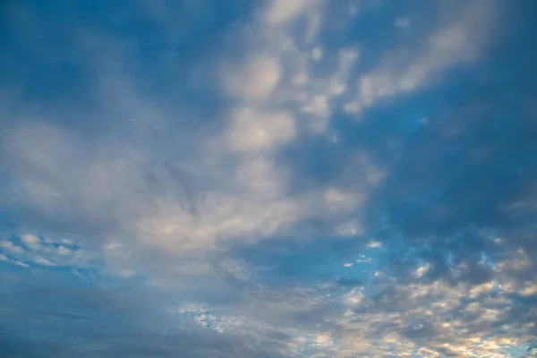 Goldene Wolke Vor Sonnenuntergang — Stockfoto