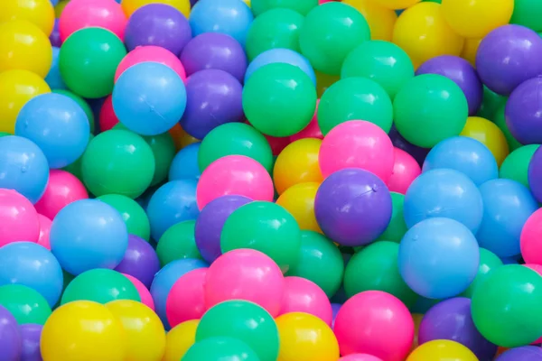 Molte Palline Plastica Colorate Sul Parco Giochi Bambini — Foto Stock