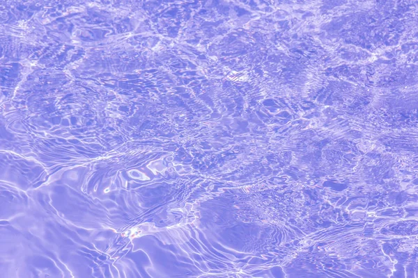 Λεπτομέρεια Κυματοειδούς Νερού Στο Φόντο Της Πισίνας — Φωτογραφία Αρχείου