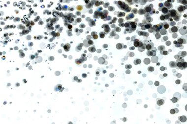 Beyaz arkaplanda soyut bokeh dokusu