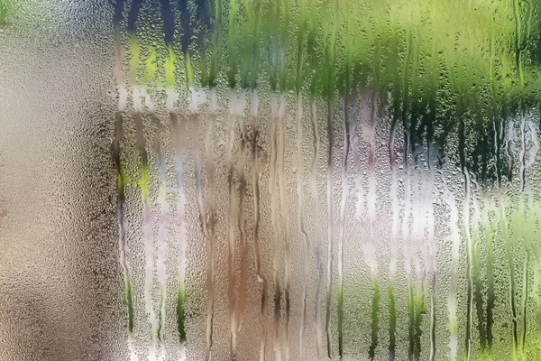 Wassertropfen Auf Glas Mit Grünem Hintergrund — Stockfoto