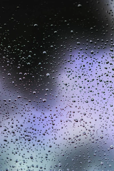 背景にガラスの使用上の水滴 — ストック写真