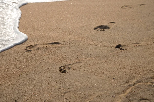 Foot Print Father Child Beach Background — Stock Photo, Image