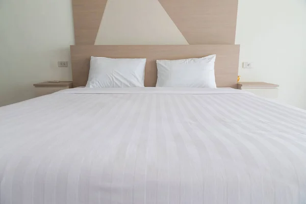 Schöne Weiße Saubere Und Moderne Schlafzimmer Hintergrund — Stockfoto