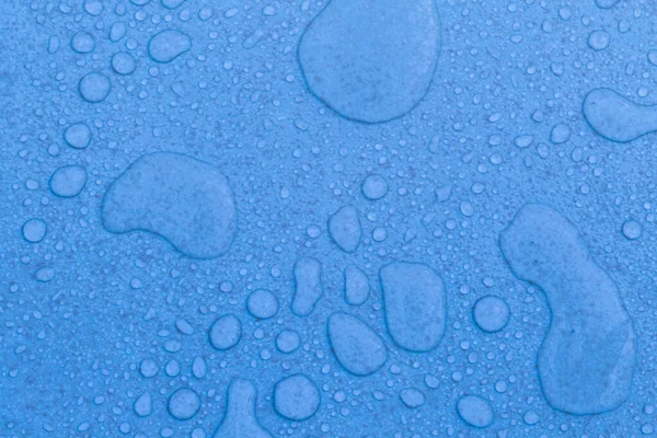 Gotas Agua Sobre Fondo Azul —  Fotos de Stock