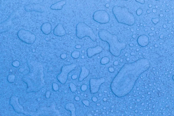 Σταγόνες Νερού Μπλε Φόντο — Φωτογραφία Αρχείου