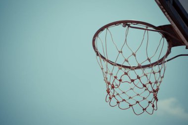 Basketbol potası arka planına yakın çekim