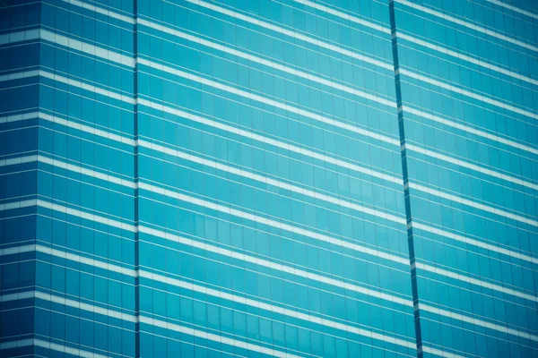 Modern Kontorsbyggnad Med Blå Glasfönster Bakgrund — Stockfoto