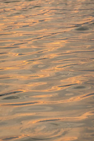 Hermoso Patrón Ola Agua Puesta Sol Con Buena Estructura Armónica — Foto de Stock