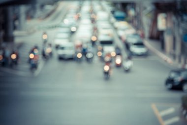 Şehirde trafik sıkışıklığı bulanıklığı