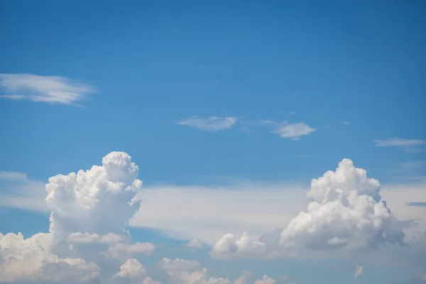 Kék Felhők Háttér — Stock Fotó