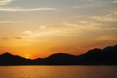 Gün batımında Adriyatik Denizi