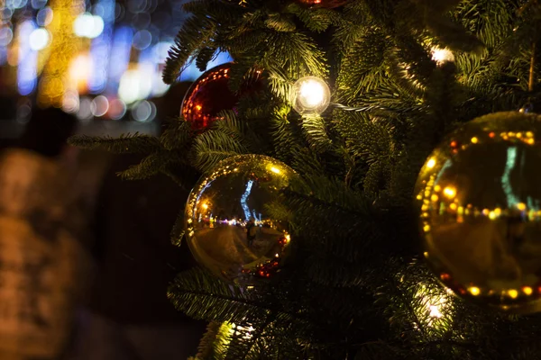 Geschmückter Weihnachtsbaum — Stockfoto