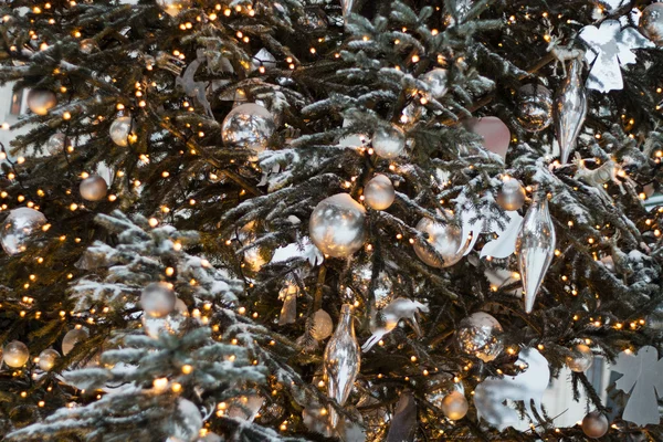 Geschmückter Weihnachtsbaum — Stockfoto