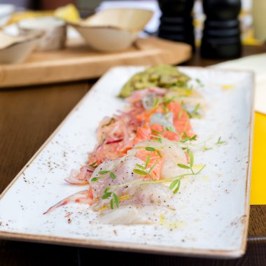 Deniz ürünleri ceviche 