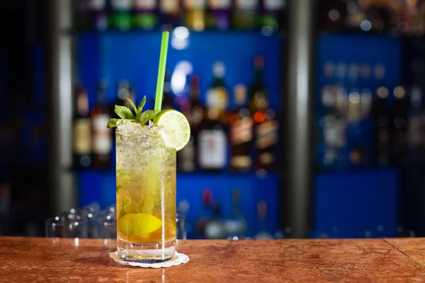 Glass of mojito — Stock Photo, Image