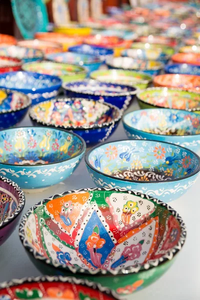 Turkish traditional  handpainted pottery bowls — Stock Photo, Image