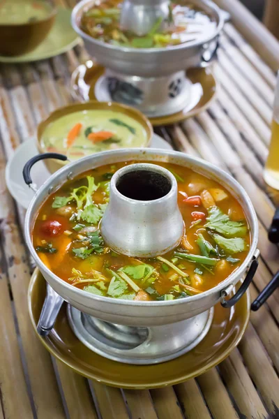 Sopa de Tom Yum —  Fotos de Stock