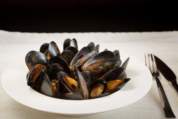 Italian cuisine. Mussels — Stock Photo, Image