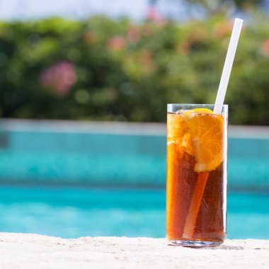 Cam, Cuba Libre kokteyl