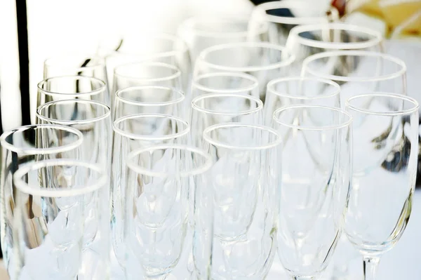 Empty glasses set in restaurant — Stock Photo, Image