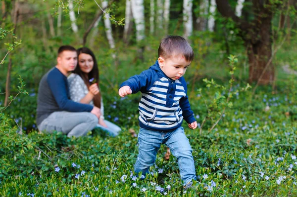 Familia con hijo — Foto de Stock