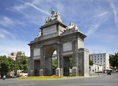 Madrid 'deki Toledo Kapısı. İspanya
