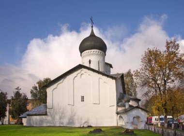 Pskov 'daki Usoha' dan Aziz Niklas Kilisesi. Rusya