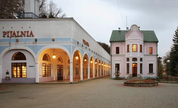 Praça Jozef Dietl Iwonicz Zdroj Polónia — Fotografia de Stock