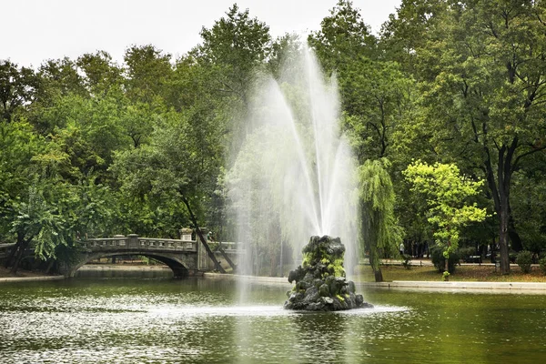 Cismigiu Trädgårdar Bukarest Rumänien — Stockfoto