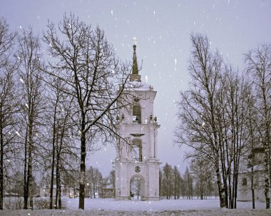 Kargopol 'deki Katedral Tepesi. Çan kulesi. Rusya