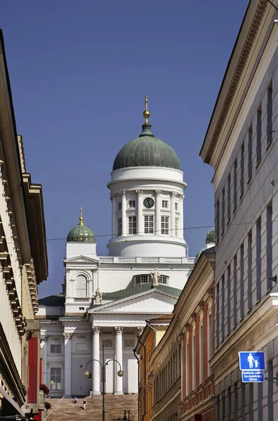 上院広場にあるヘルシンキ大聖堂 フィンランド — ストック写真