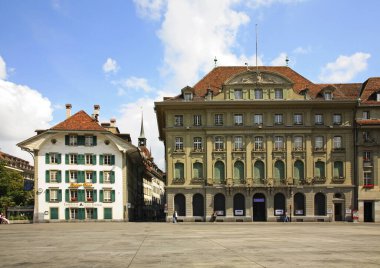 Bern 'deki Bundesplatz. İsviçre