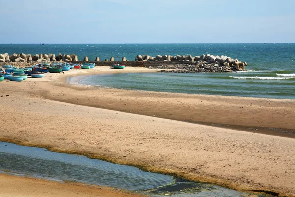 在Phan Thiet的海岸越南 — 图库照片
