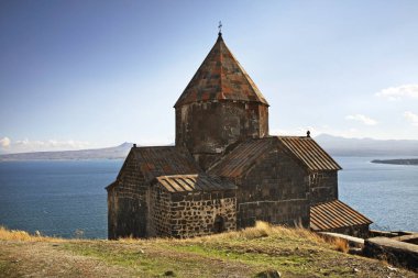 Sevanavank - Sevan Manastırı. Surp Arakelots. Ermenistan