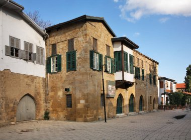 Lefkoşe 'de eski bir cadde. Kıbrıs