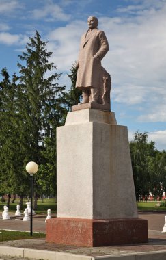 Novokhopyorsk 'taki Lenin anıtı. Voronezh Oblastı. Rusya