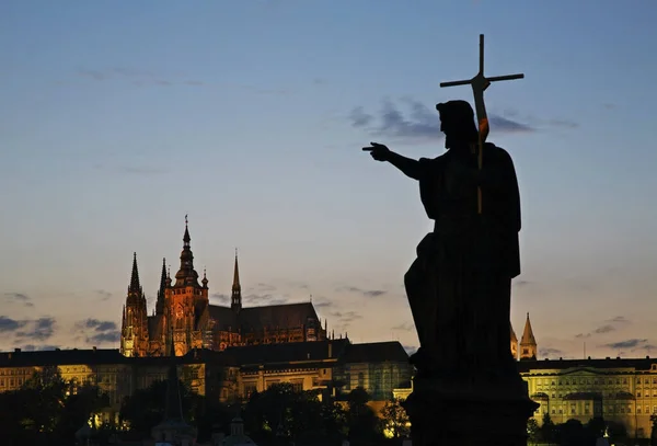 Statua San Giovanni Battista Ponte Carlo Karluv Più Praga Repubblica — Foto Stock