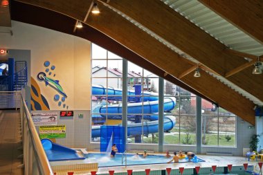 Ustrzyki Dolne 'da bilardo kompleksi Delfin. Polonya