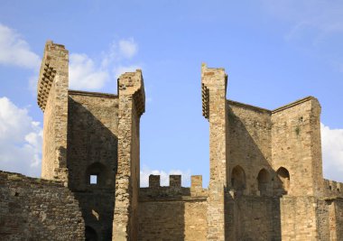 Sudak 'taki eski Ceneviz kalesi XI. Kırım. Ukrayna