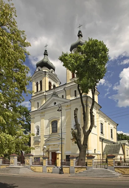 Iglesia Asunción Virgen María Bilgoraj Polonia — Foto de Stock