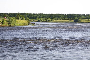 Kargopol yakınlarındaki Onega nehri. Rusya